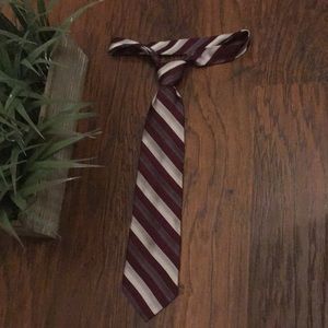 Martin Wong Handmade 100% Silk Striped Tie